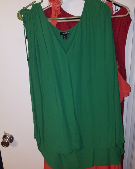 a.n.a Tops - Ana 3x sleeveless shirt